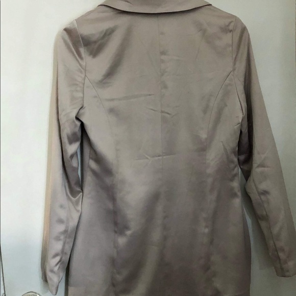 Beige coat - Picture 3 of 4